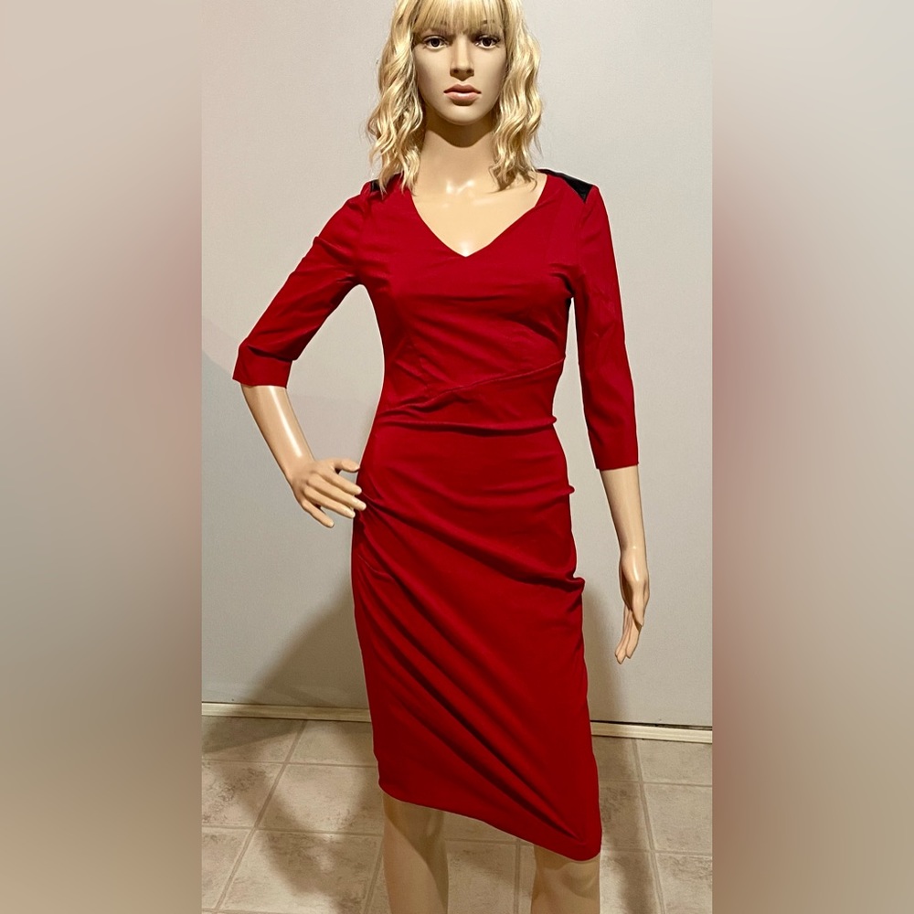 Flattering Le Chateau dress